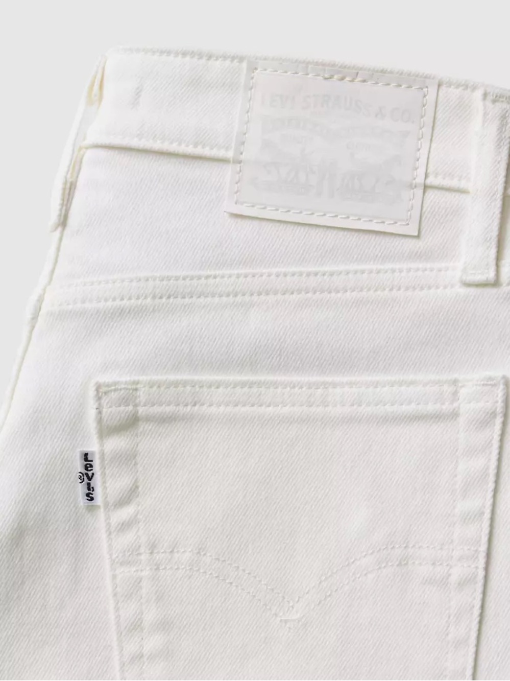 Levi's | 725 High Rise Bootcut Jeans in White | Size 27 - Picture 5 of 11